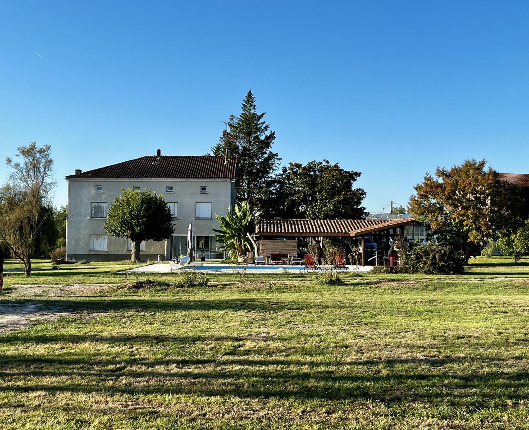 Le Parc De Gouts Villa Aiguillon Exterior photo